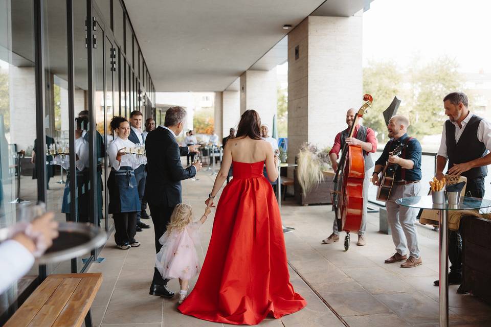 Waterside weddings, Kings Cros