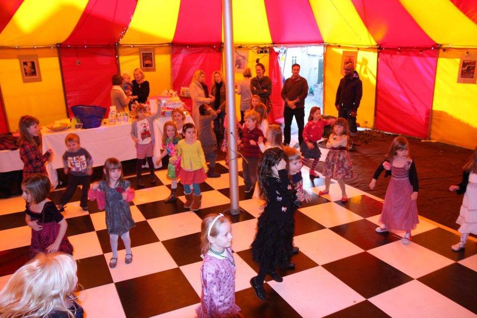 Childrens circus theme party, brighton, east sussex