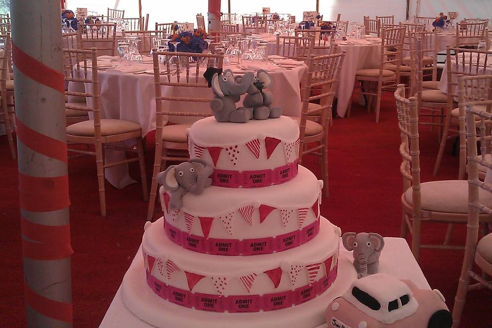 Circus theme wedding cake