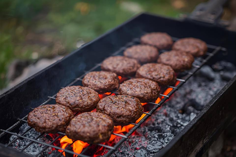 Burgers Grilling