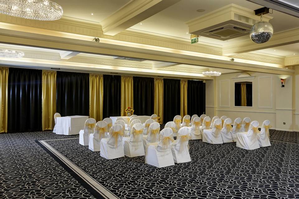 Rockingham Suite Ceremony