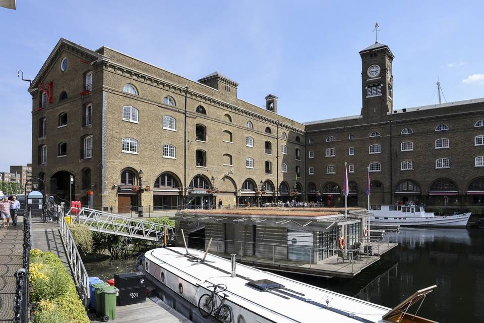 St Katharine Docks