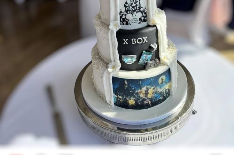 HIdden back wedding cake