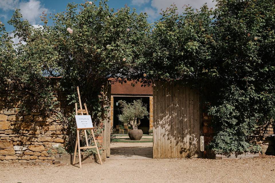 Dodford Manor - Barn Wedding Venue