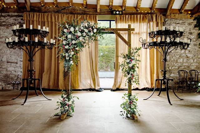 Tithe Bsrn Bolton Abbeyhttps:/