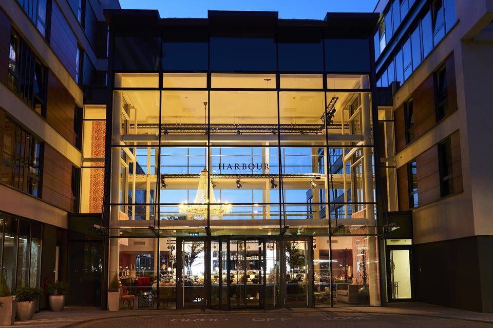 Guildford Harbour Hotel facade