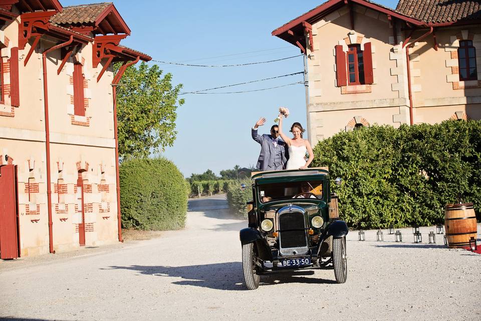 Bordeaux chateau wedding