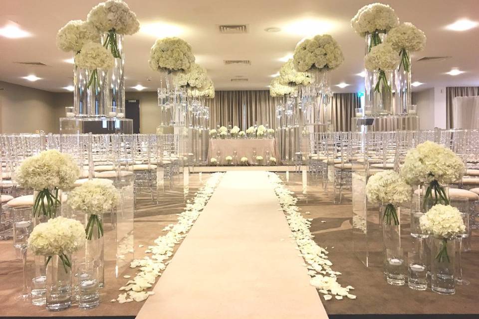 Worsley Marriott Aisle Decor