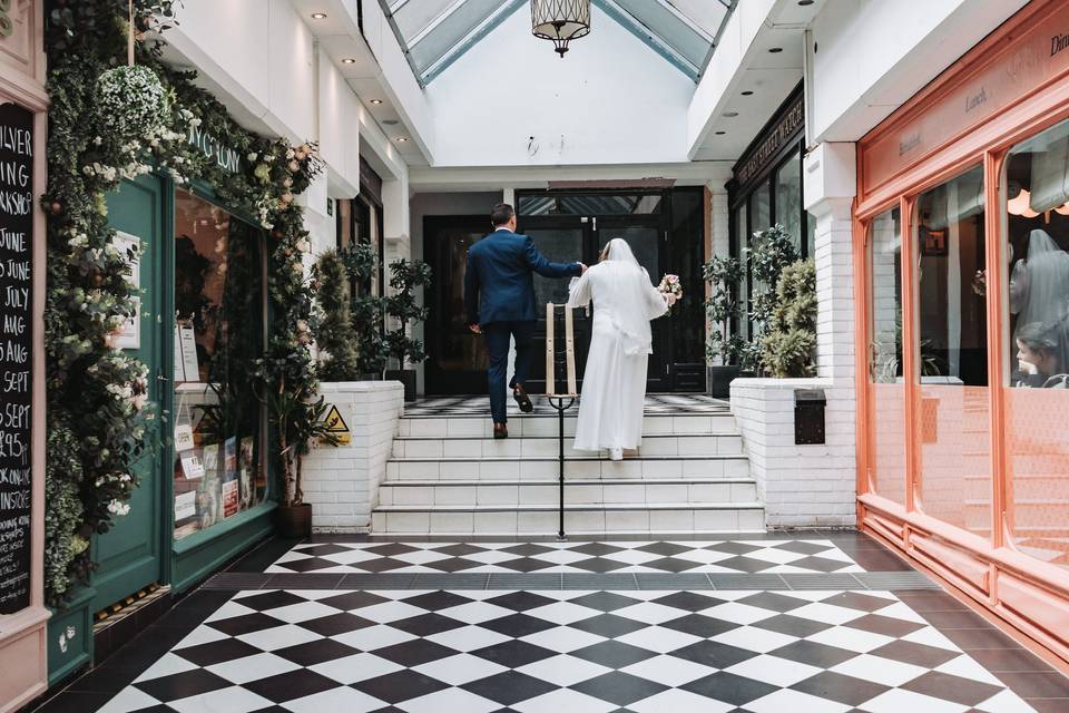 Brighton wedding bride & groom