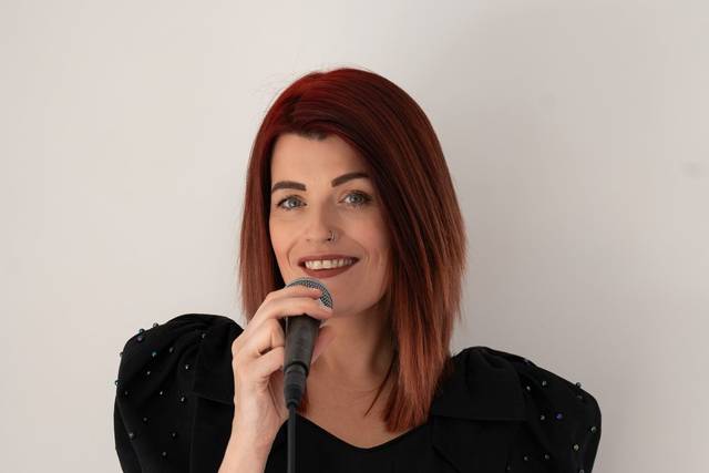 Jessica Hallam Vocals