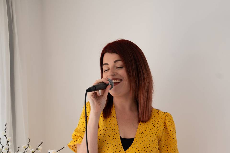 Jessica Hallam Vocals