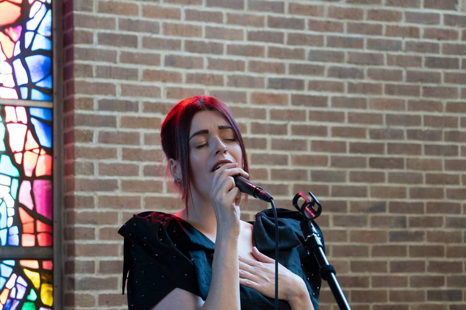 Jessica Hallam Vocals