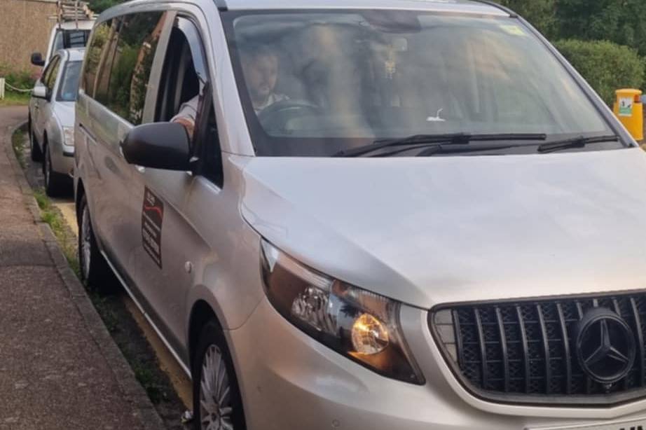 Private hire vehicle