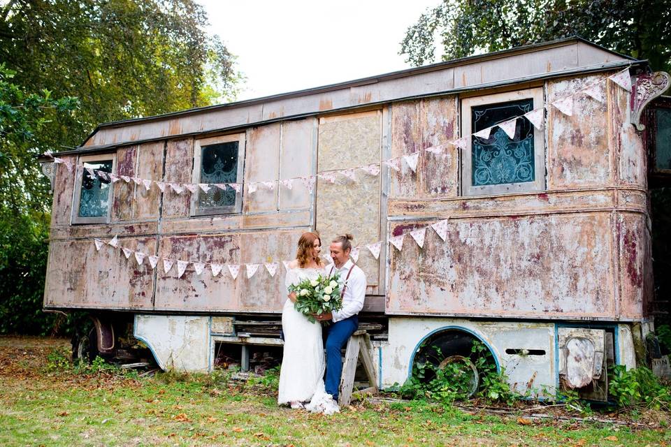 Couple in front of a classic car - Geoff Kirby Photography