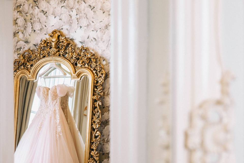 Robyn’s dress, Bourton Hall