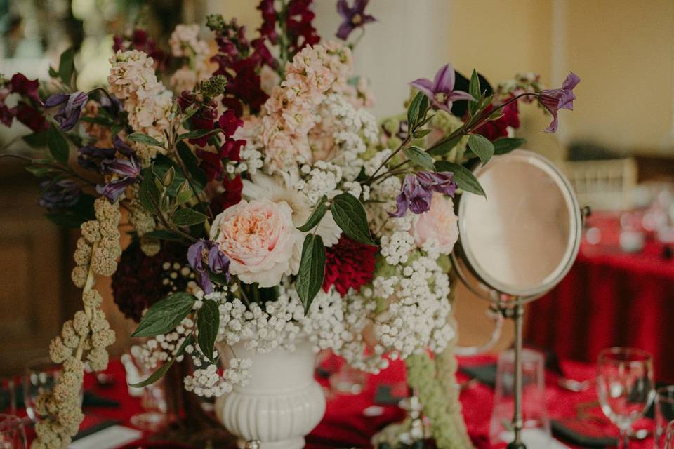 Story of Dorian Grey table