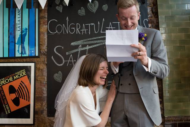 Couple laughing - Annelie Eddy Photography