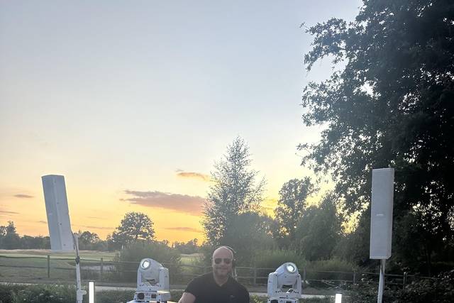 Outdoor sunset set up