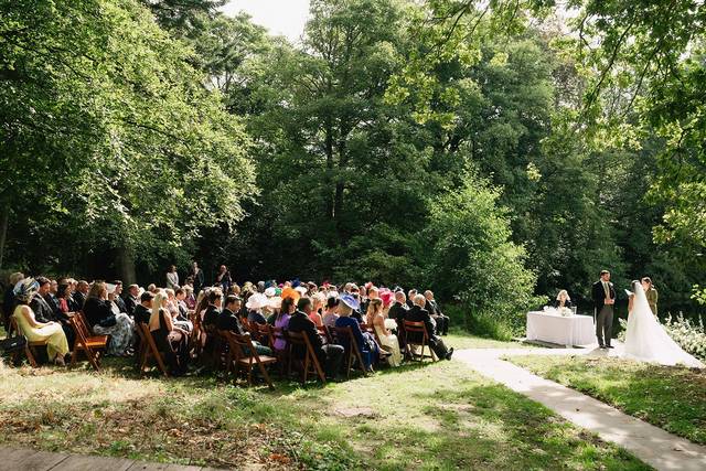 Lakeside Ceremony