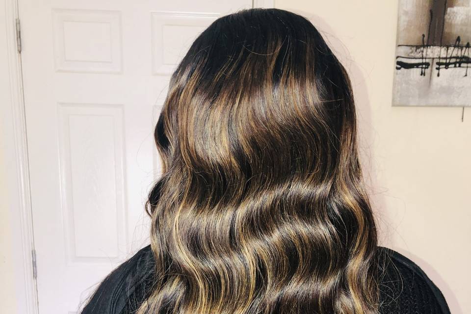 Hollywood waves