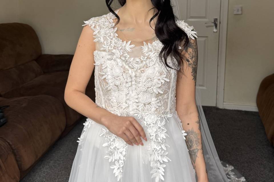 Registry/civil bridal glam