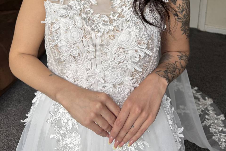 Registry/civil bridal glam