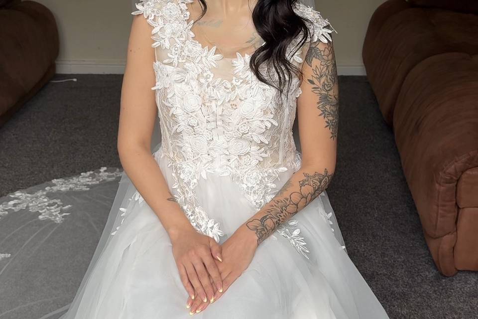 Registry / civil bridal glam