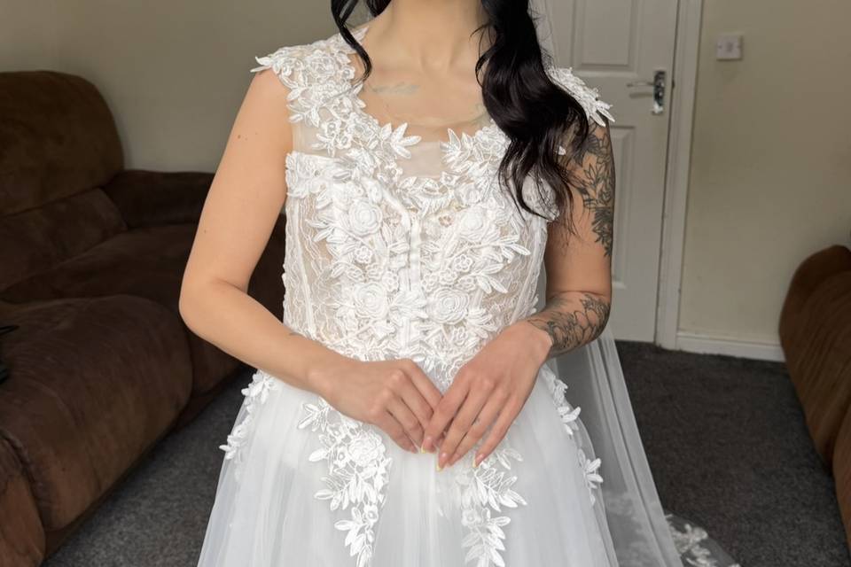 Registry / civil bridal glam