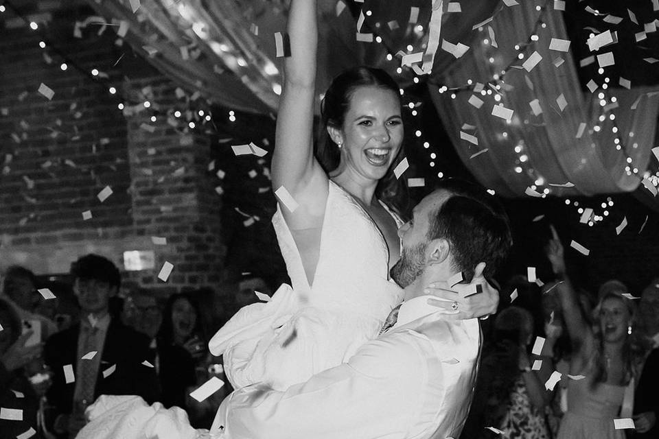 First Dance Confetti Shot
