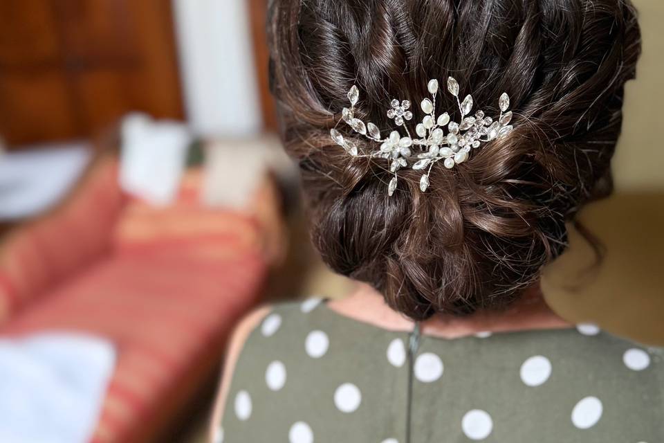 Brides hair