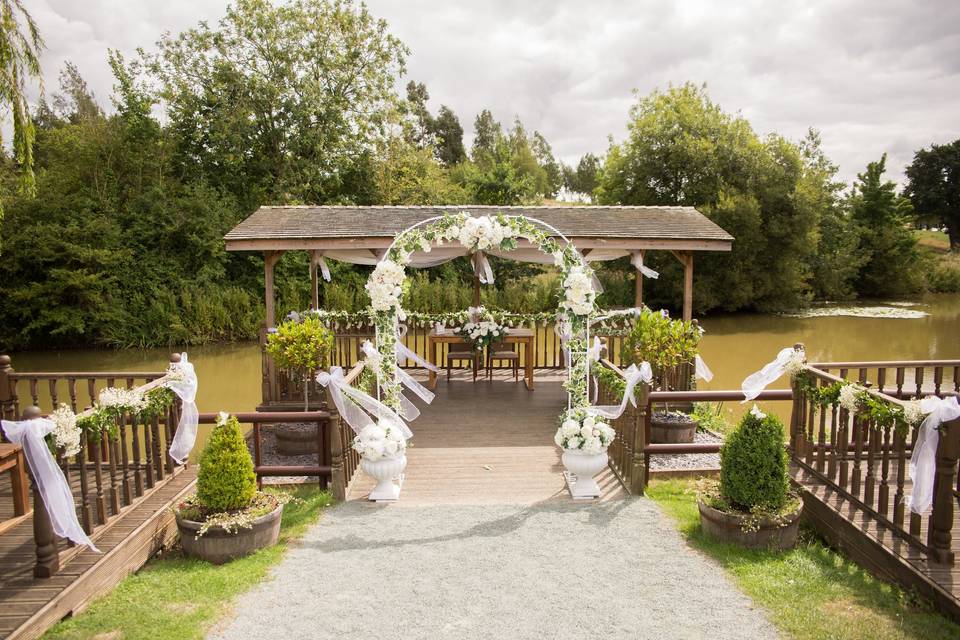 Warley Park Wedding Pier