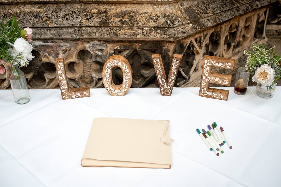 Guestbook Table