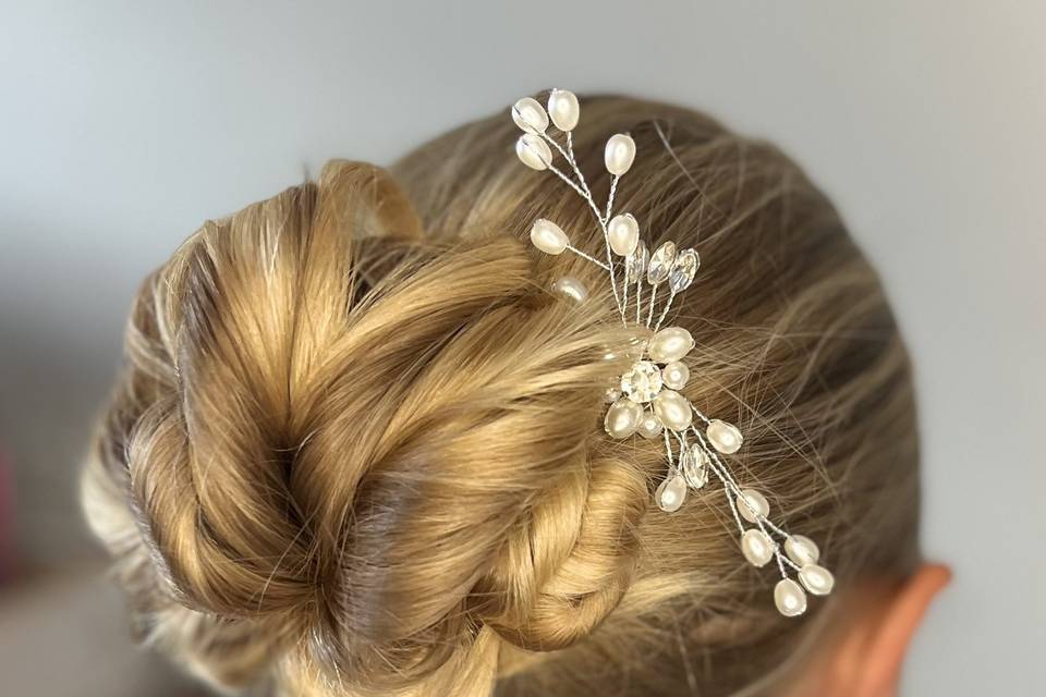 Flower girl updo