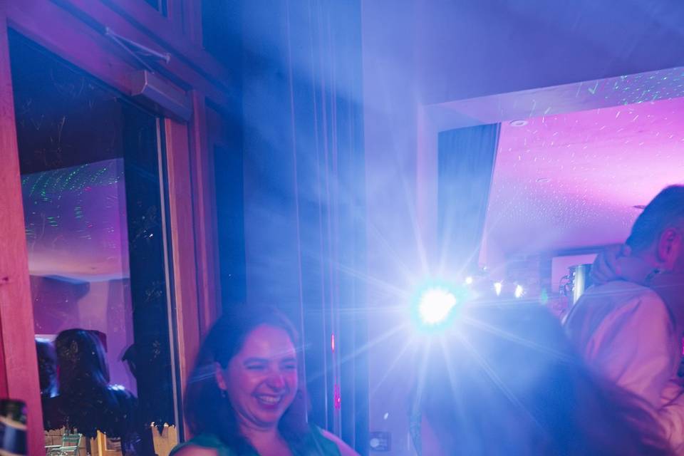 Real moments wild dance floor