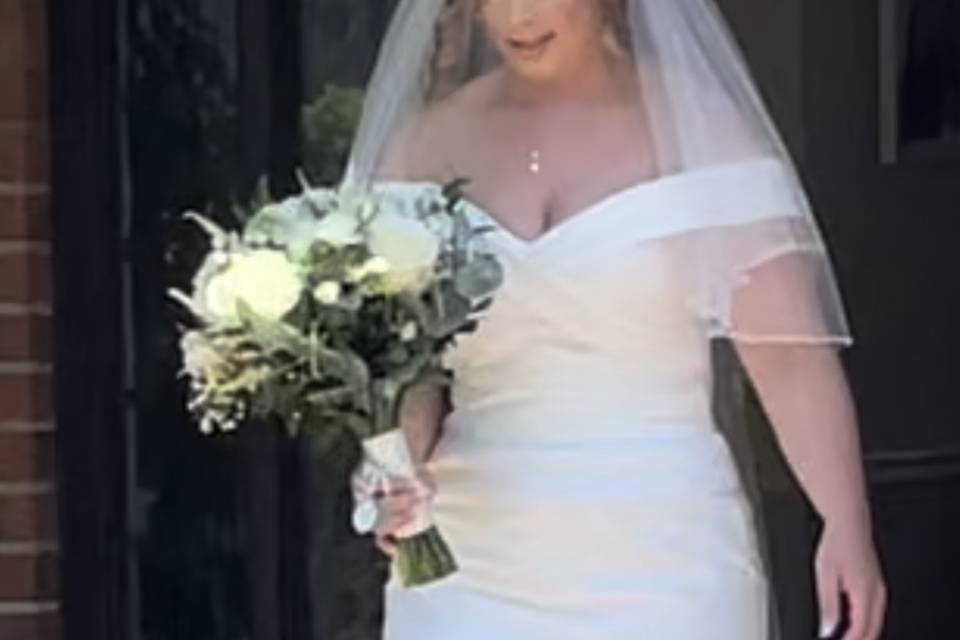 Chloe L wedding