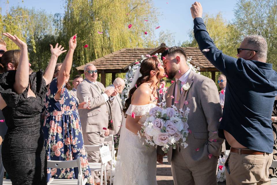 Confetti photos