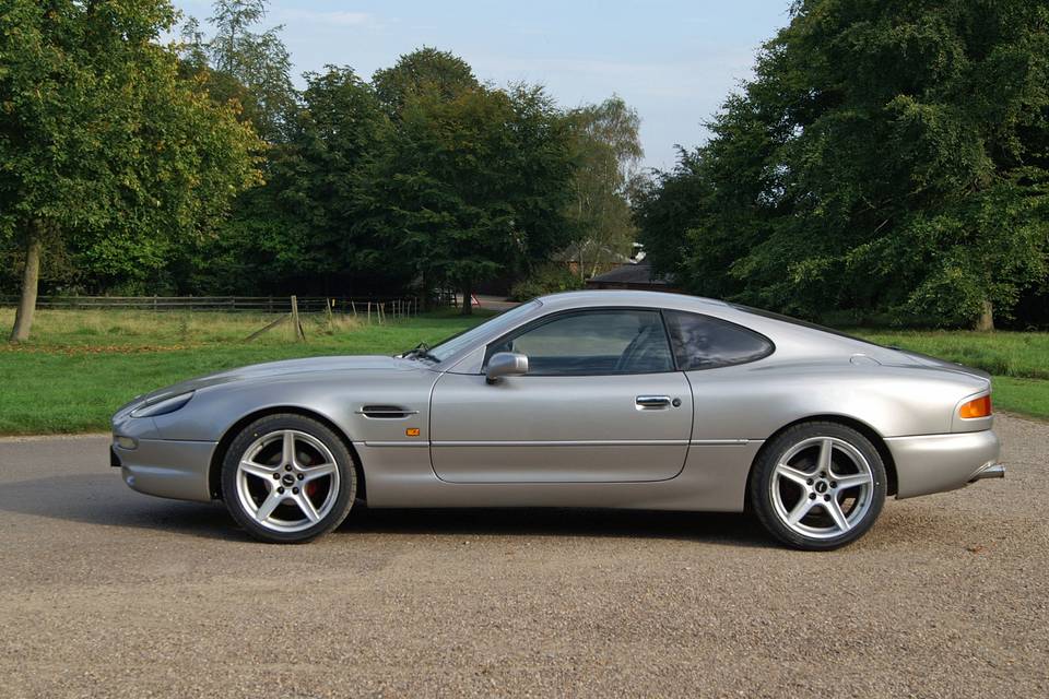 Aston Martin DB7