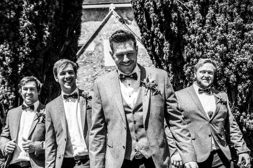 Groomens