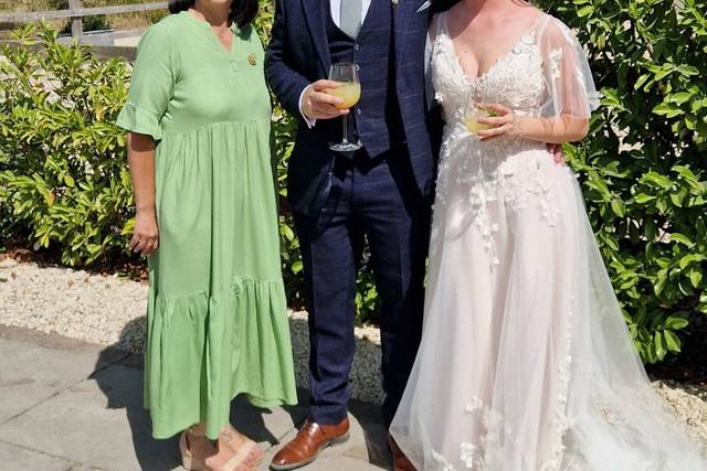A wedding at Silchester Farm