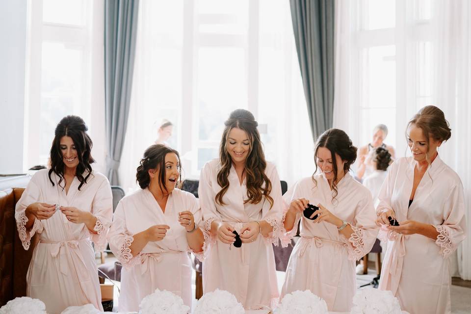 Bridesmaids opening presents