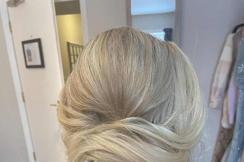 Vintage style updo