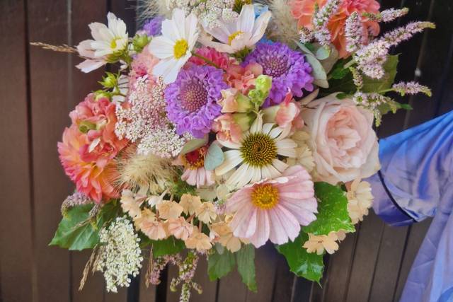 Flowers byJen