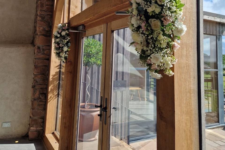 Hanging Arrangement