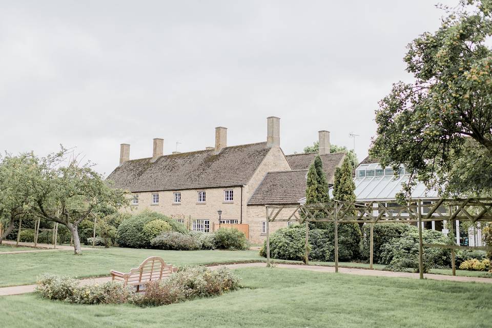 Haycock Manor Hotel