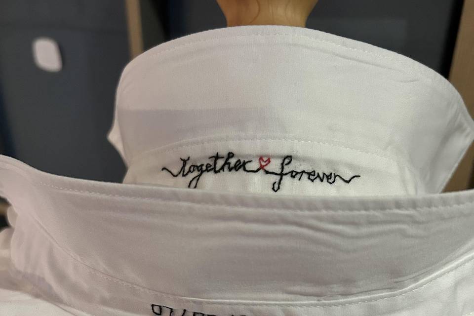 Personalised collar embroidery