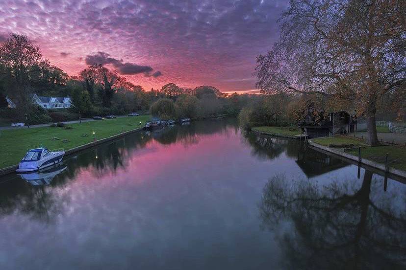 Shillingford Bridge Hotel