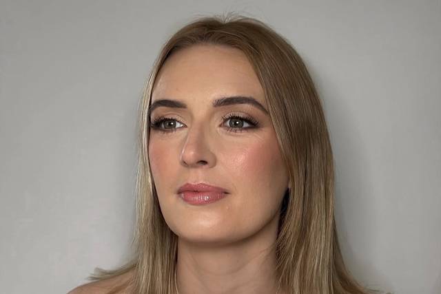 Sian Tooley makeup