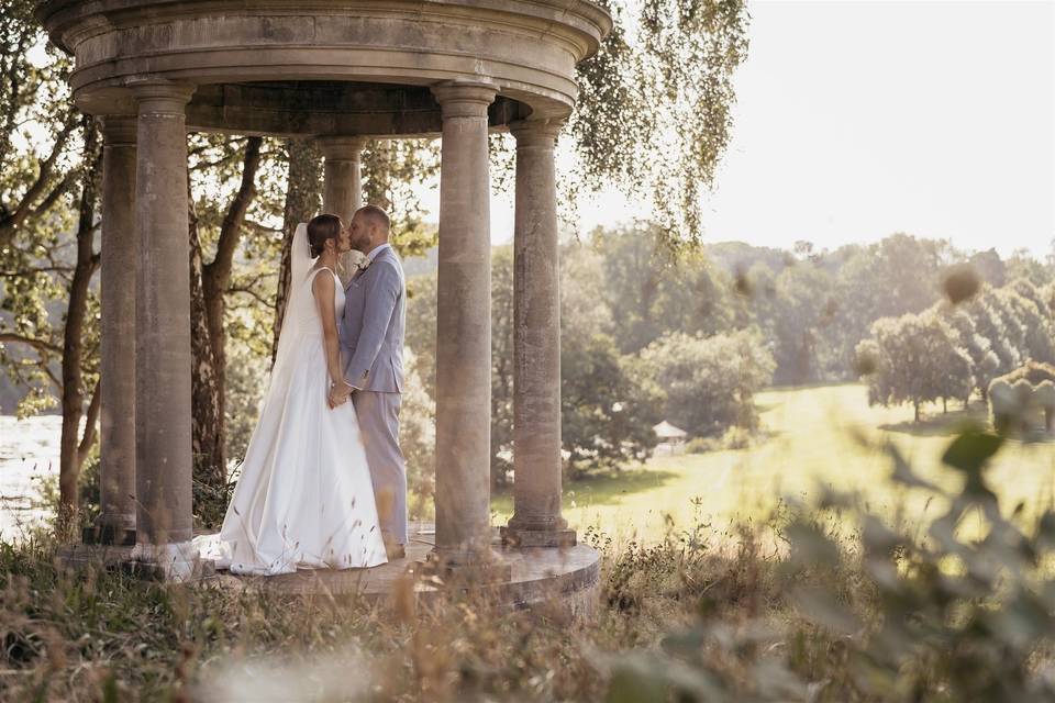 Delamere Manor couple