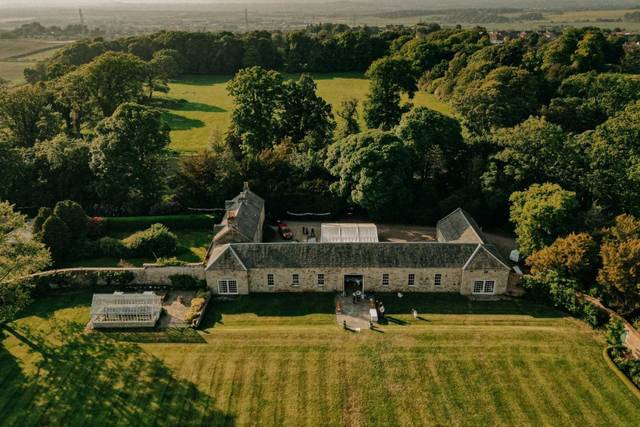 Kirknewton House Stables 