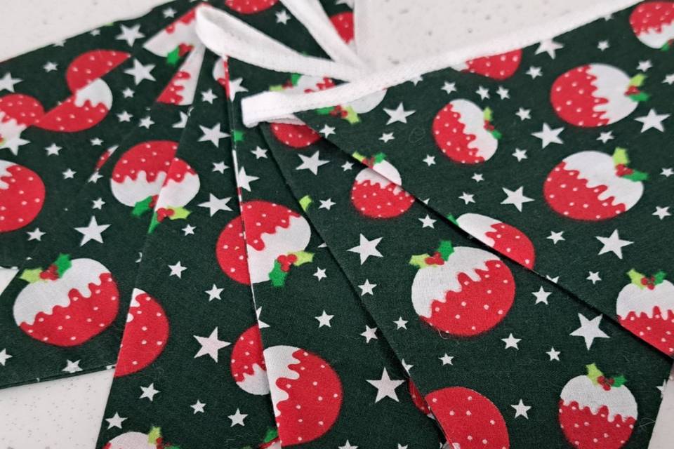 Christmas Bunting - Red Puddin